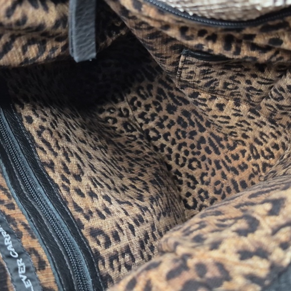 Clever Carriage Company All Leather With Fringe $685 RETAIL - Picture 14 of 17